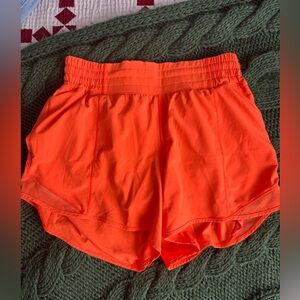 Lululemon hottie hot shorts